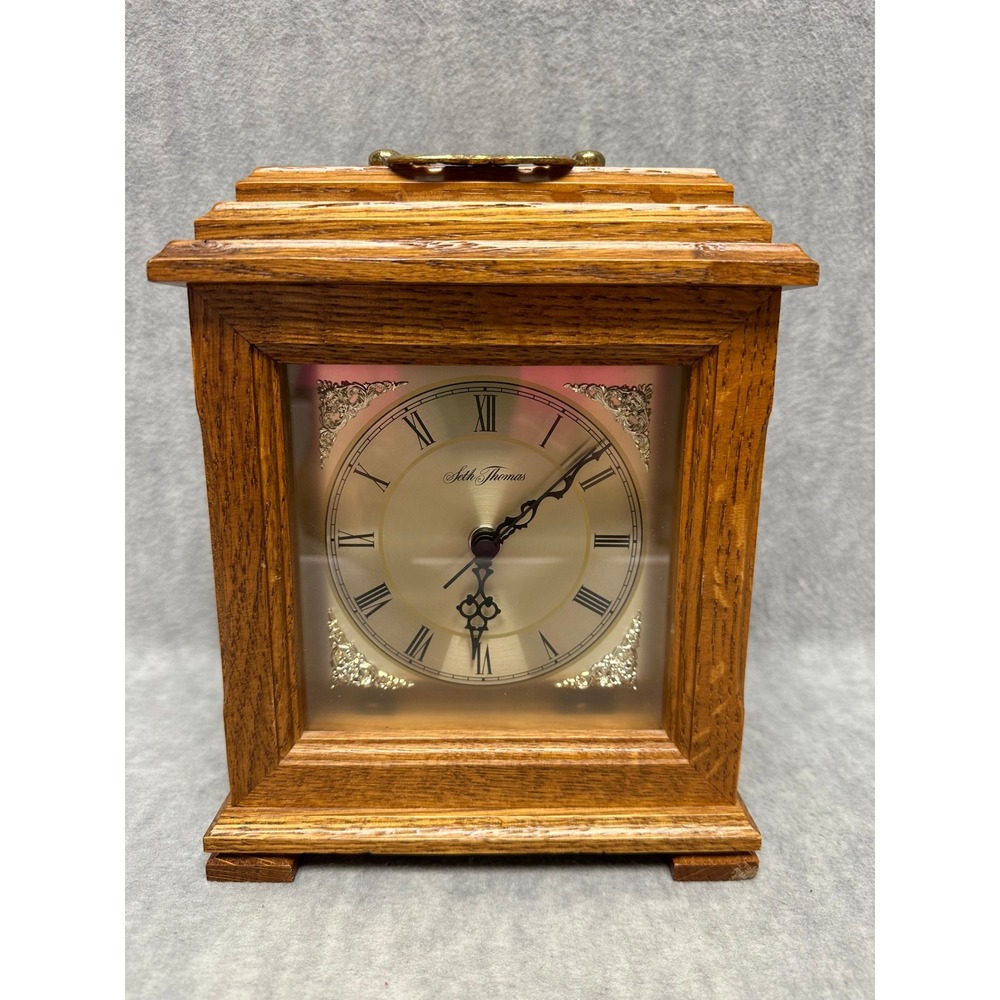Seth Thomas Mantel Clock Brown Excellent Oak Wood Roman Numerals Battery